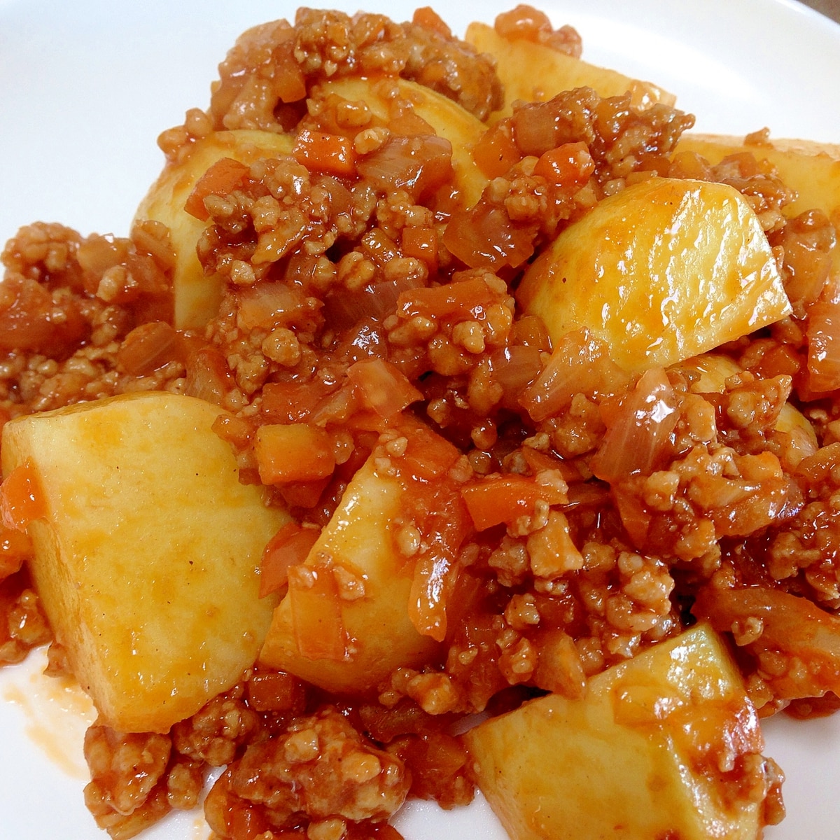 ボリュームおかず じゃがいもの挽き肉ケチャップ炒め レシピ 作り方 By うーころちゃん 楽天レシピ